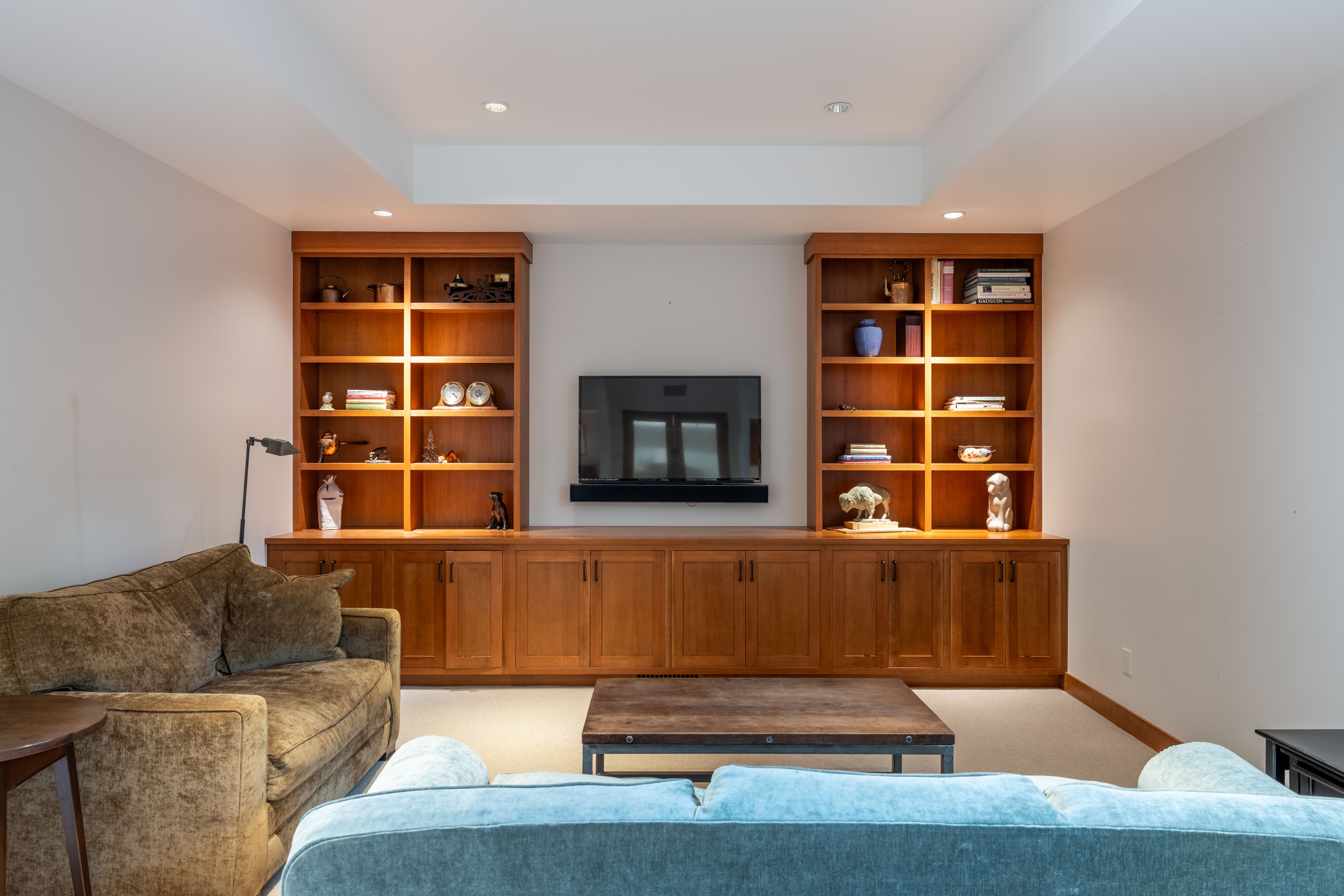 Bonus Room with built-ins