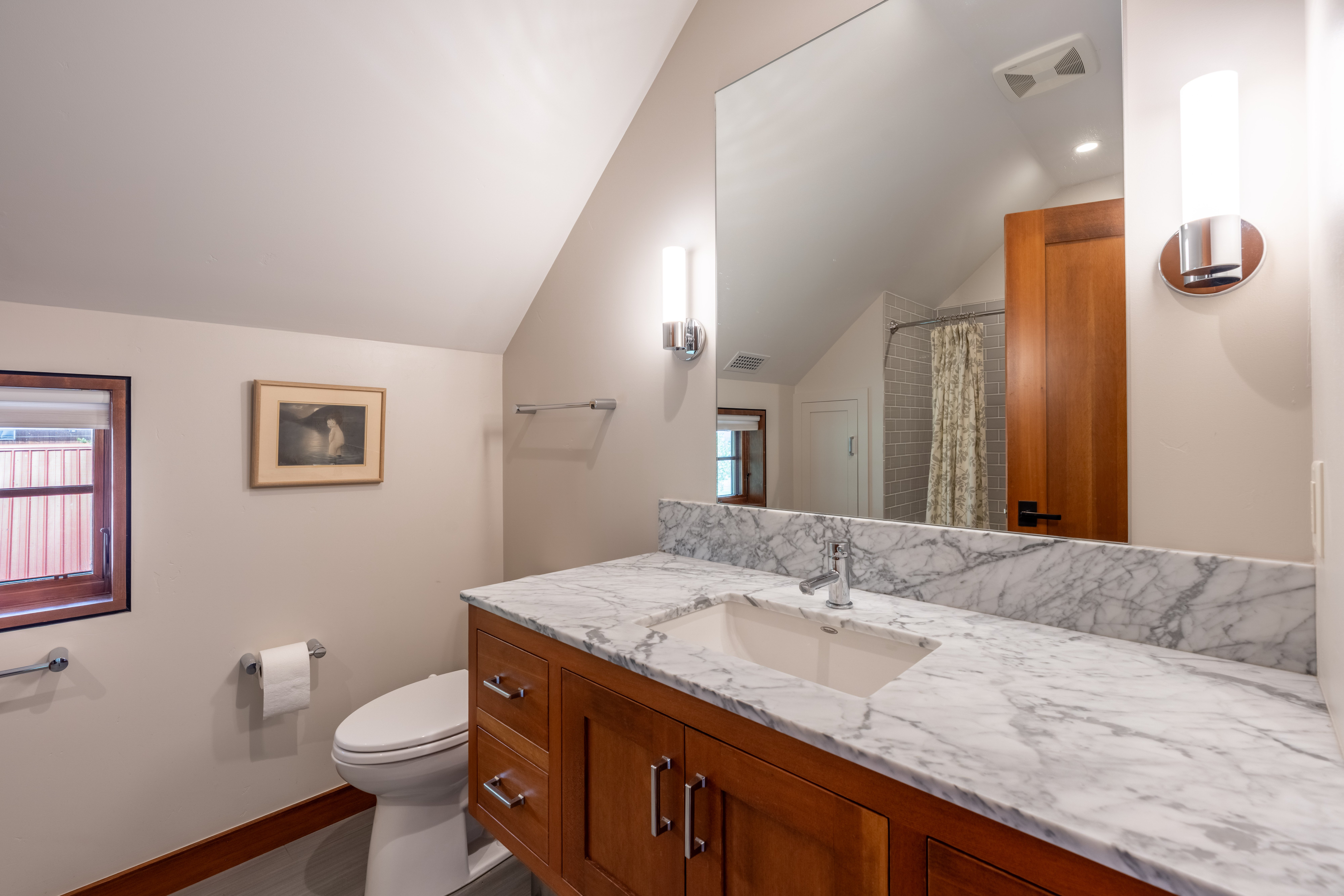 Upper Bath